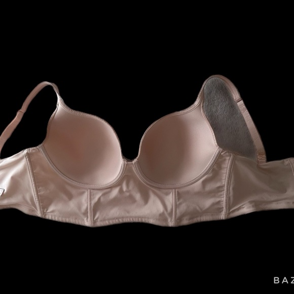 #47 NWOT - VS Bra Victoria's Secret Body By Victoria - Picture 3 of 5